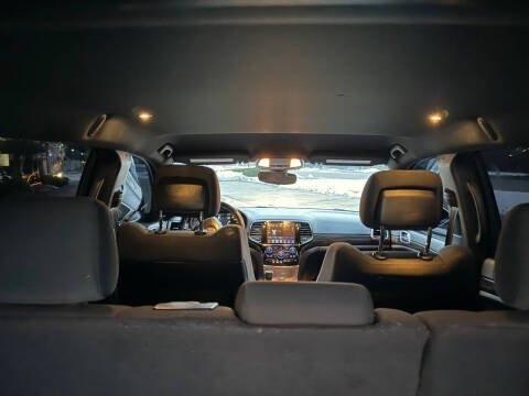 2019 Jeep Grand Cherokee Altitude