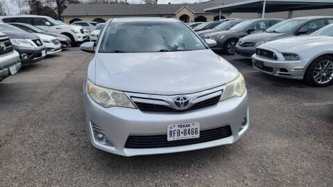 2014 Toyota Camry XLE