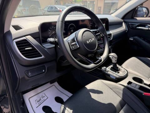 2024 Kia Seltos SX