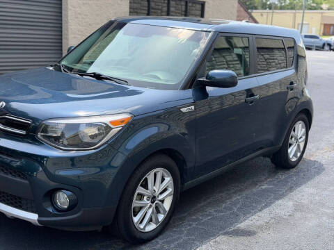 2018 Kia Soul +