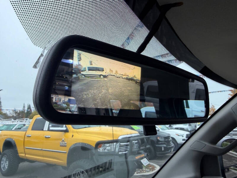 2022 Chevrolet Express 2500