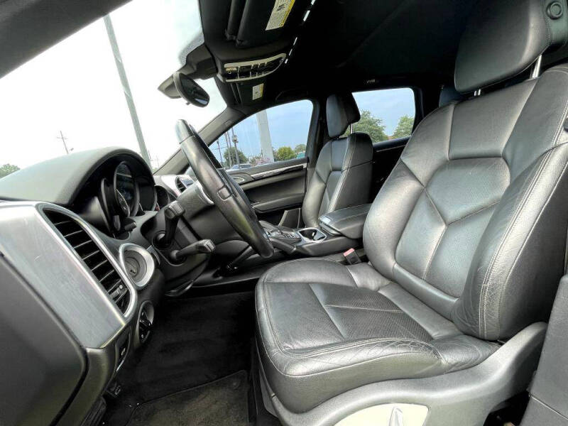 2011 Porsche Cayenne Tiptronic