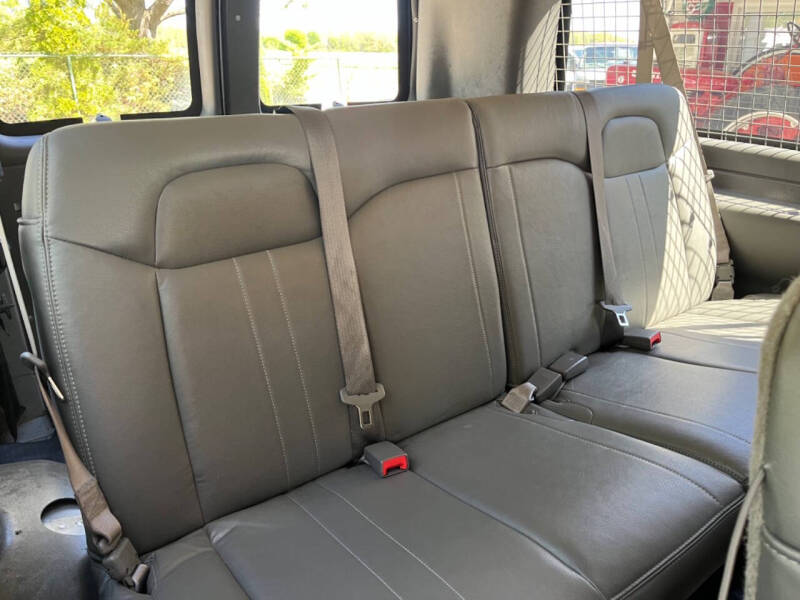 2020 Chevrolet Express LS 3500