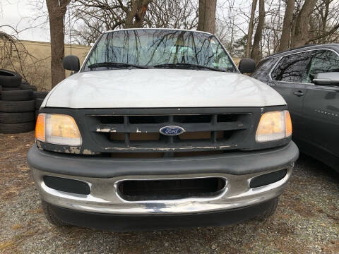 1998 Ford F-150 for sale at Michaels Used Cars Inc. in East Lansdowne PA