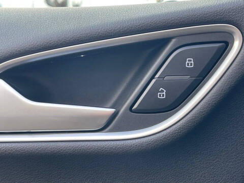 2015 Audi Q3 2.0T quattro Prestige