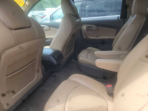 2011 Chevrolet Traverse LT