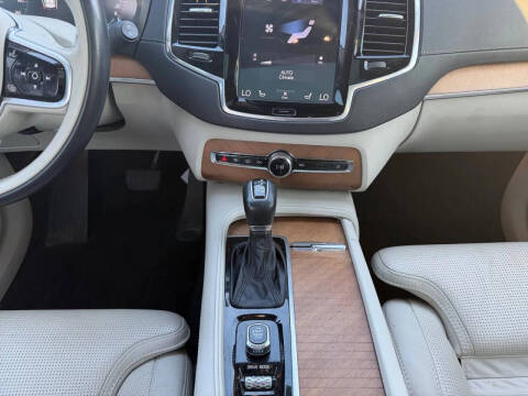 2019 Volvo XC90 T6 Inscription