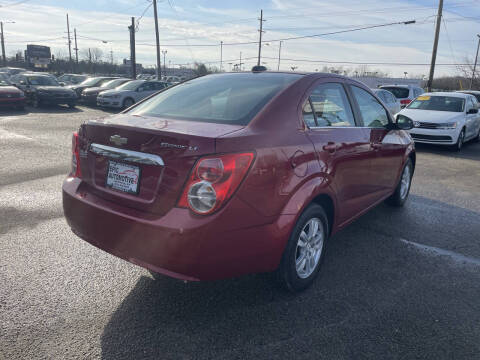 2016 Chevrolet Sonic LT Auto