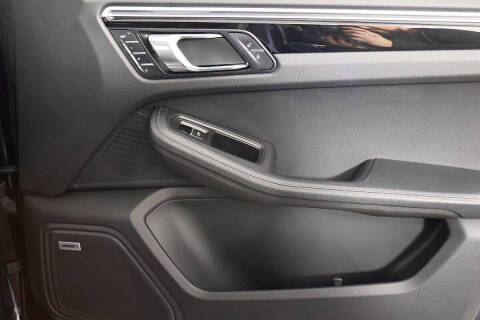2017 Porsche Macan S