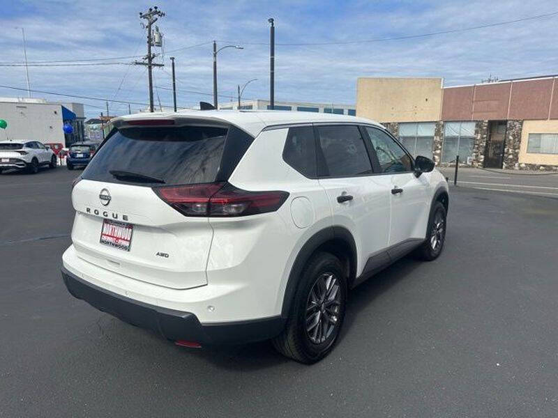 2024 Nissan Rogue S