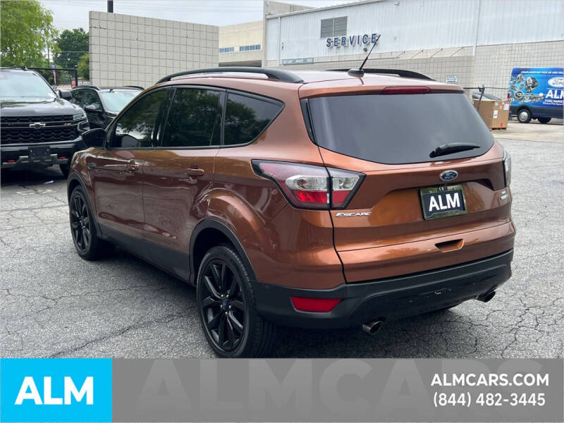 2017 Ford Escape SE