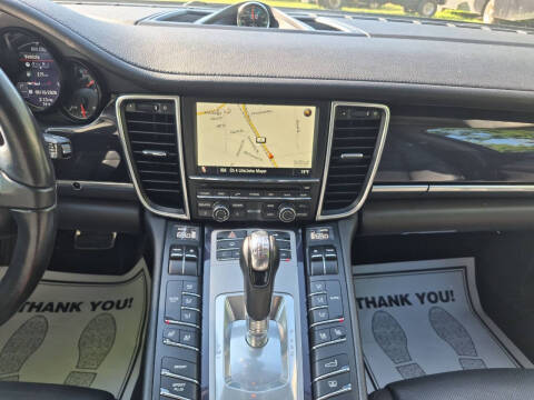 2011 Porsche Panamera 4S
