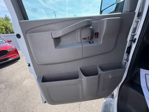 2018 GMC Savana 2500