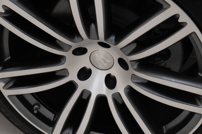 2017 Maserati Ghibli