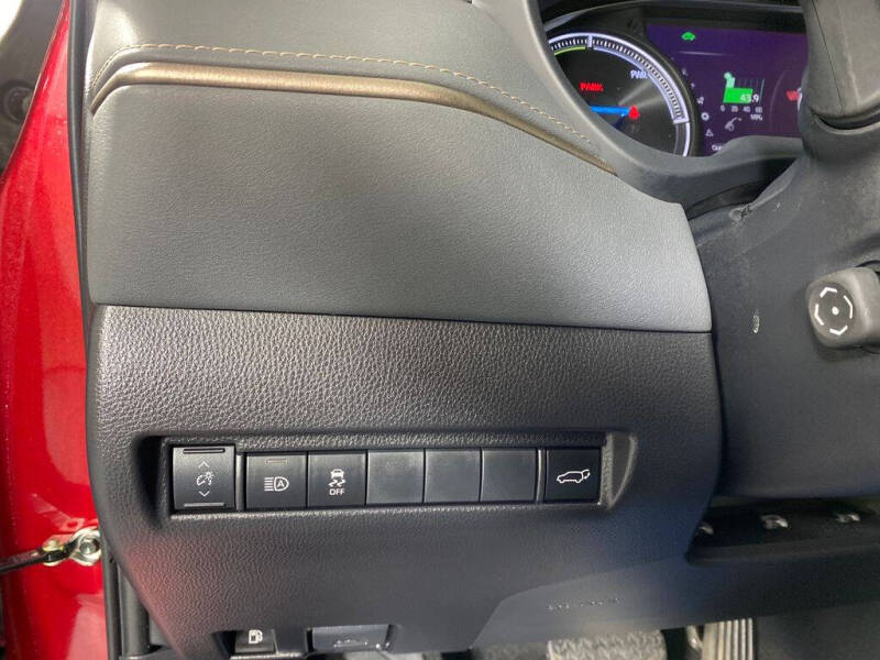 2023 Toyota Venza XLE