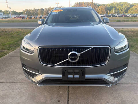 2019 Volvo XC90 T6 Momentum
