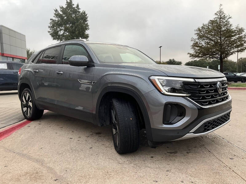 2025 Volkswagen Atlas Cross Sport SE 4Motion