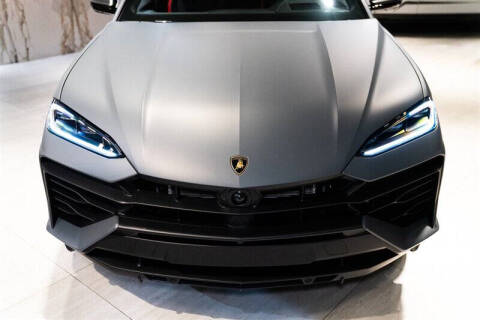 2025 Lamborghini Urus SE