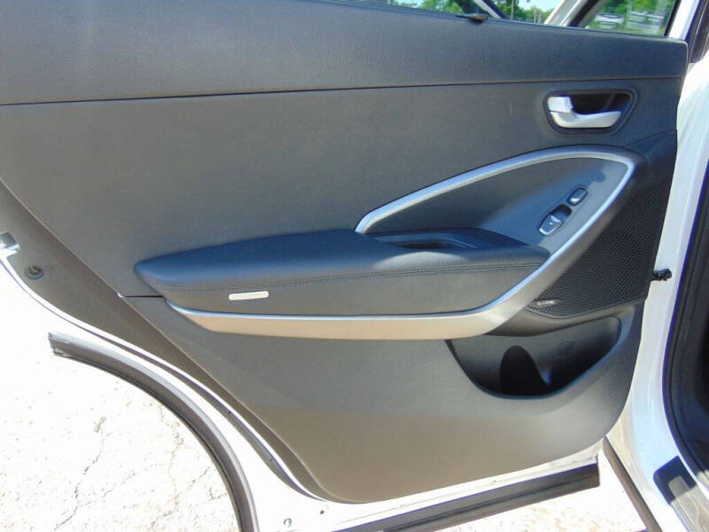 2017 Hyundai Santa Fe Limited Ultimate