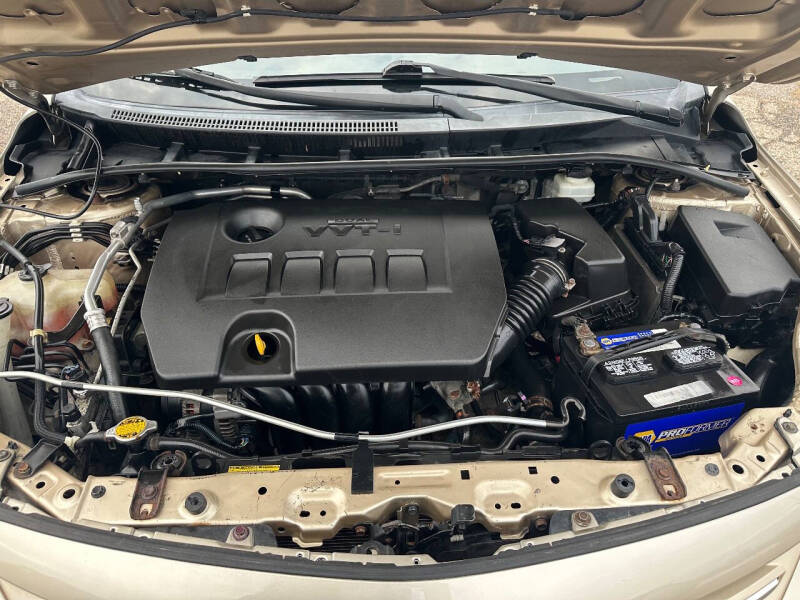 2013 Toyota Corolla LE