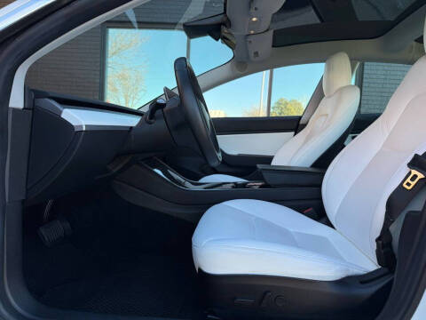 2019 Tesla Model 3 Performance