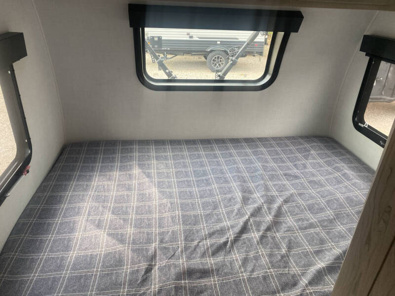 2026 Flagstaff E-PRO 19RL