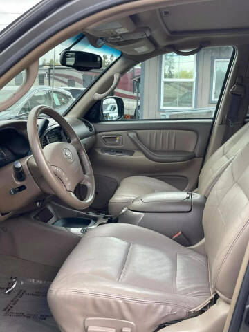 2004 Toyota Sequoia Limited