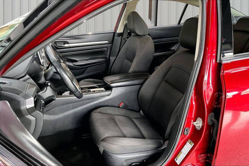 2020 Nissan Altima 2.5 SV