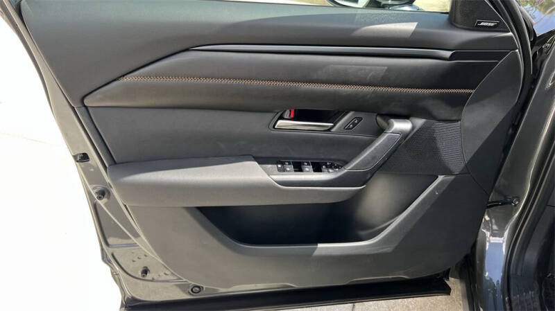 2025 Mazda CX-50 Hybrid Premium Plus