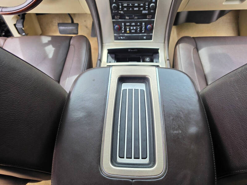 2010 Cadillac Escalade ESV Platinum Edition