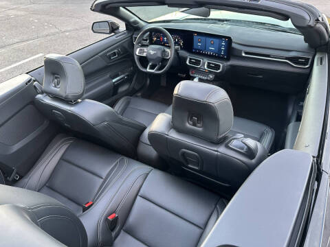 2025 Ford Mustang EcoBoost Premium