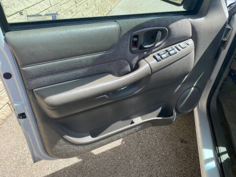 2002 Chevrolet Blazer LS