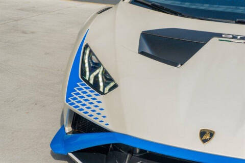 2022 Lamborghini Huracan STO