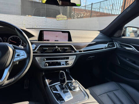 2019 BMW 7 Series 740i