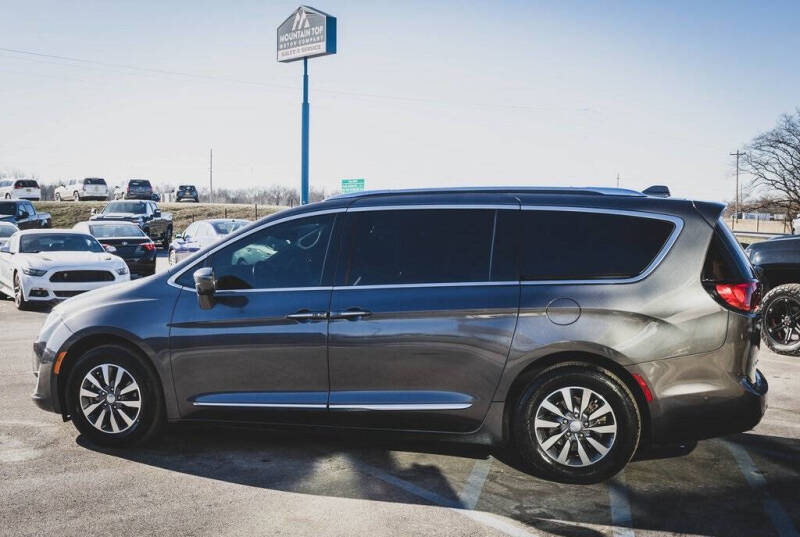 2020 Chrysler Pacifica Touring L Plus