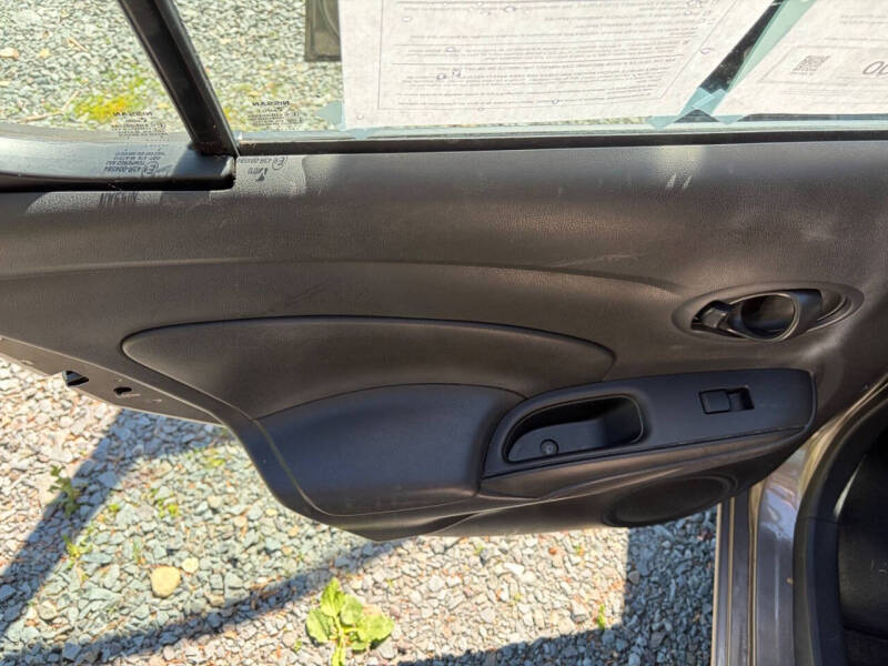 2012 Nissan Versa 1.6 SV