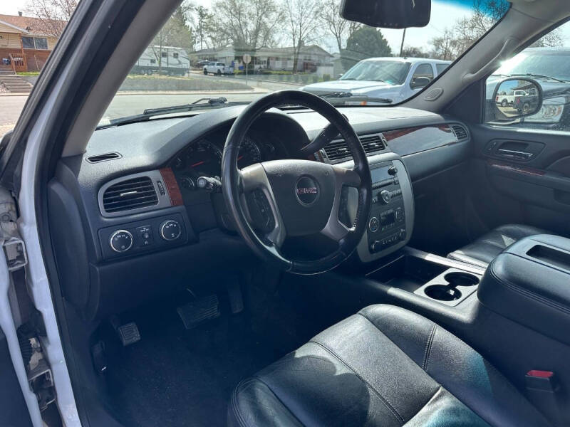 2013 GMC Yukon XL SLT