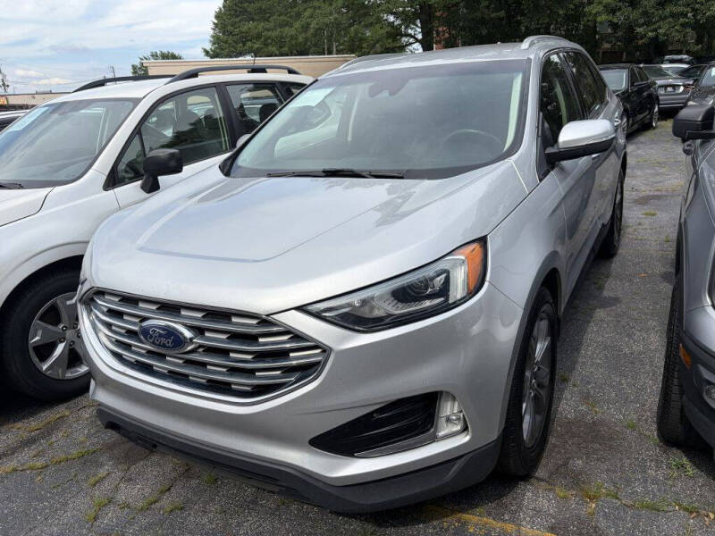 2019 Ford Edge Titanium's photo