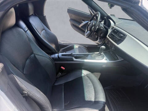 2006 BMW Z4 3.0i