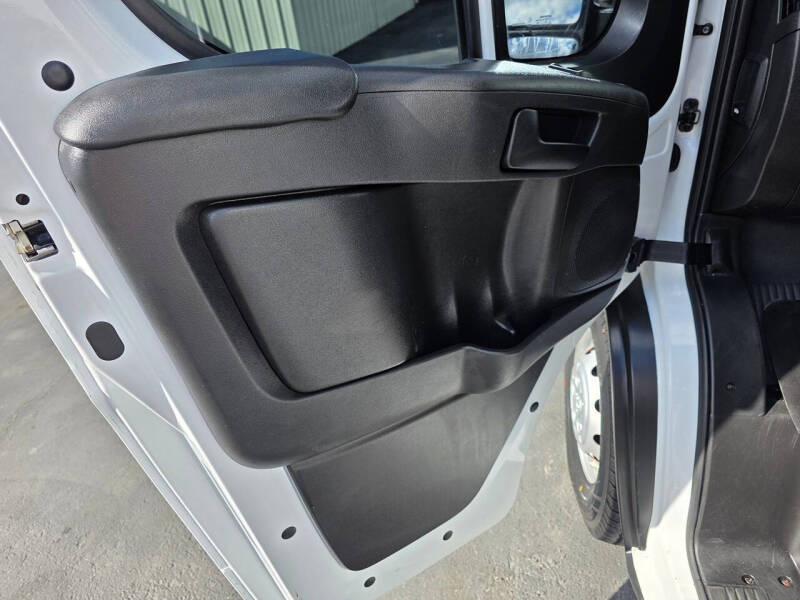 2023 RAM ProMaster 2500 136 WB