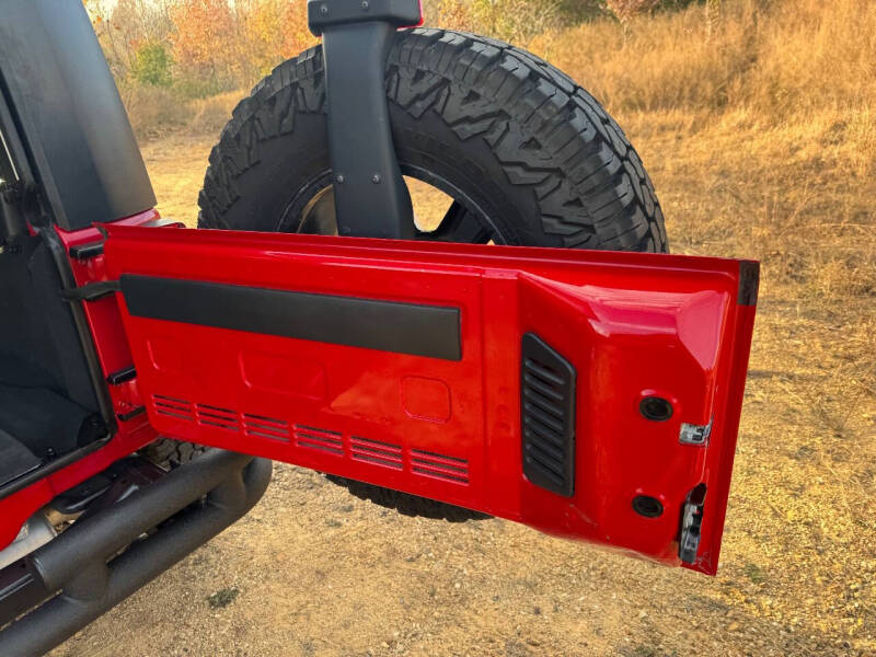 2010 Jeep Wrangler Unlimited Sahara