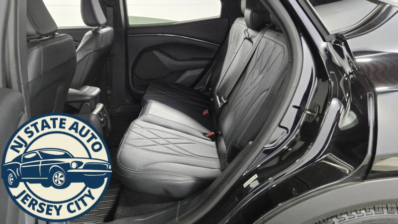 2021 Ford Mustang Mach-E Select