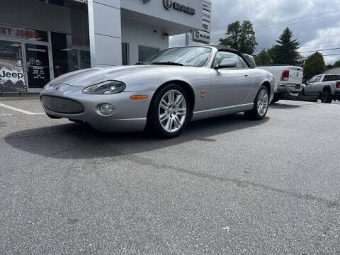2005 Jaguar XKR