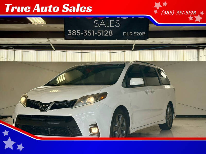 2018 Toyota Sienna SE 8-Passenger
