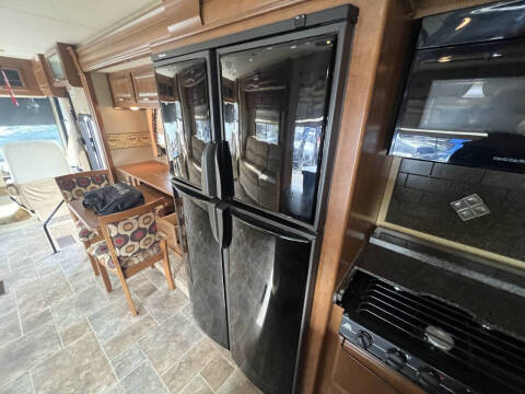 2013 Thor Motor Coach CHALLENGER 37GT