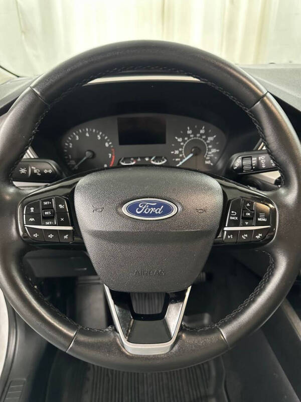 2022 Ford Escape SE