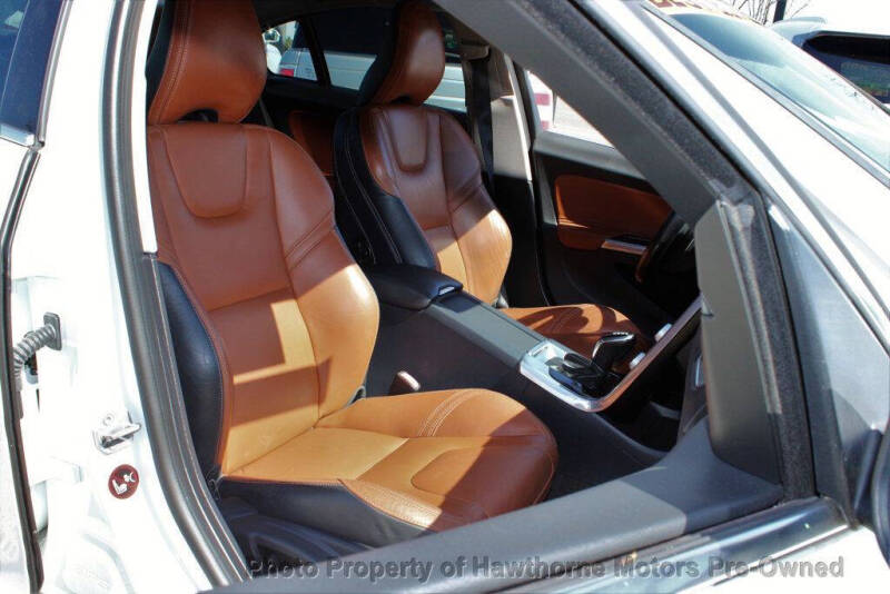 2015 Volvo S60 T6 Drive-E Platinum