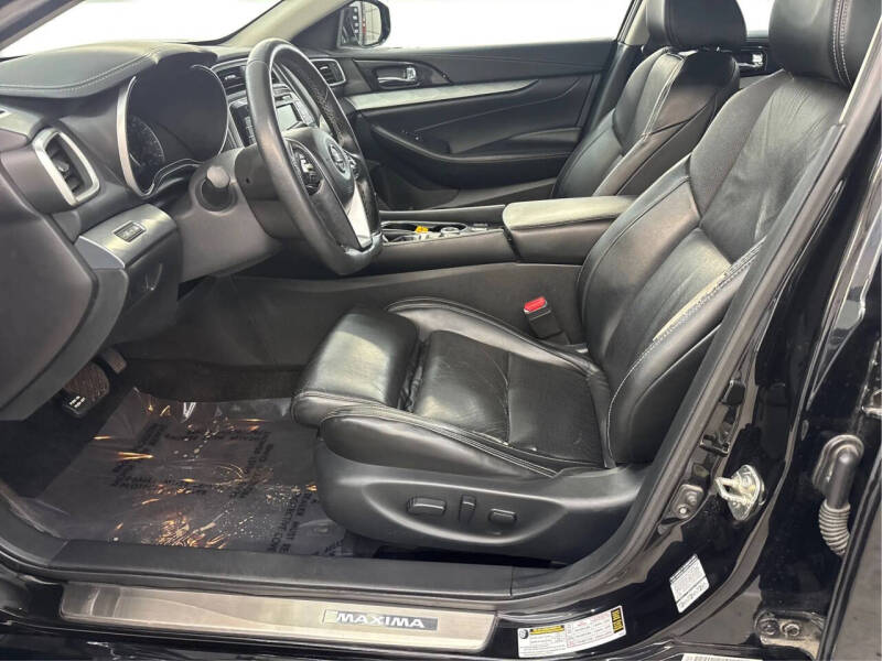 2016 Nissan Maxima