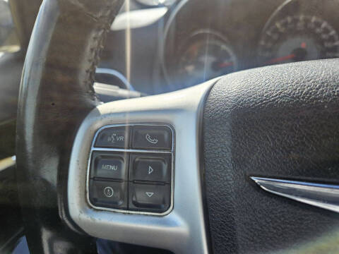 2013 Chrysler 200 Touring