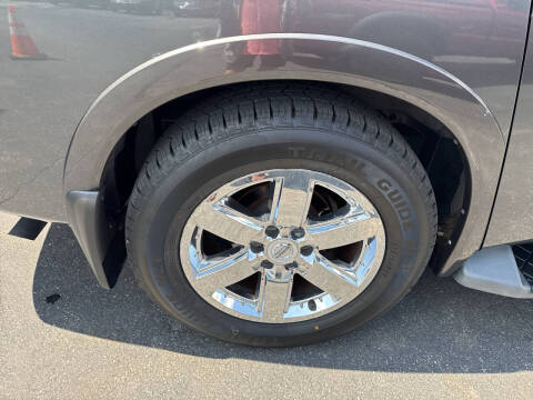 2010 Nissan Armada Platinum